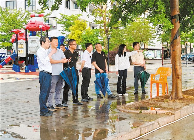 推动“突击整治”向“常态维护”转变 内容图1 潮汕网-实时追踪潮商/潮汕/汕头/揭阳/潮州的新闻资讯网站! 推动“突击整治”向“常态维护”转变 汕头市 图1张
