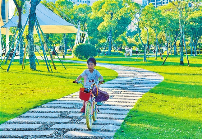 夏至𬶍城绿意盎然 内容图1 潮汕网-实时追踪潮商/潮汕/汕头/揭阳/潮州的新闻资讯网站! 夏至𬶍城绿意盎然 汕头市 图1张