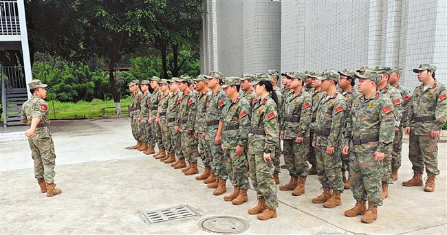 提升民兵队伍应急应战能力 内容图1 潮汕网-实时追踪潮商/潮汕/汕头/揭阳/潮州的新闻资讯网站! 提升民兵队伍应急应战能力 汕头市 图1张