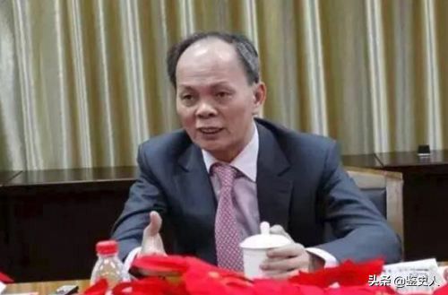 潮汕“隐形富豪”：斥资200亿想要拯救恒大，此人来历不简单 潮商资讯 图8张