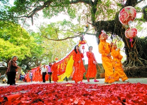 千年古村落民俗巡游 最新 图1张