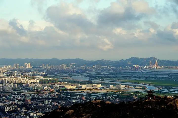 涛声浩浩 海日盈盈一一汕头开埠160周年鉴往知来