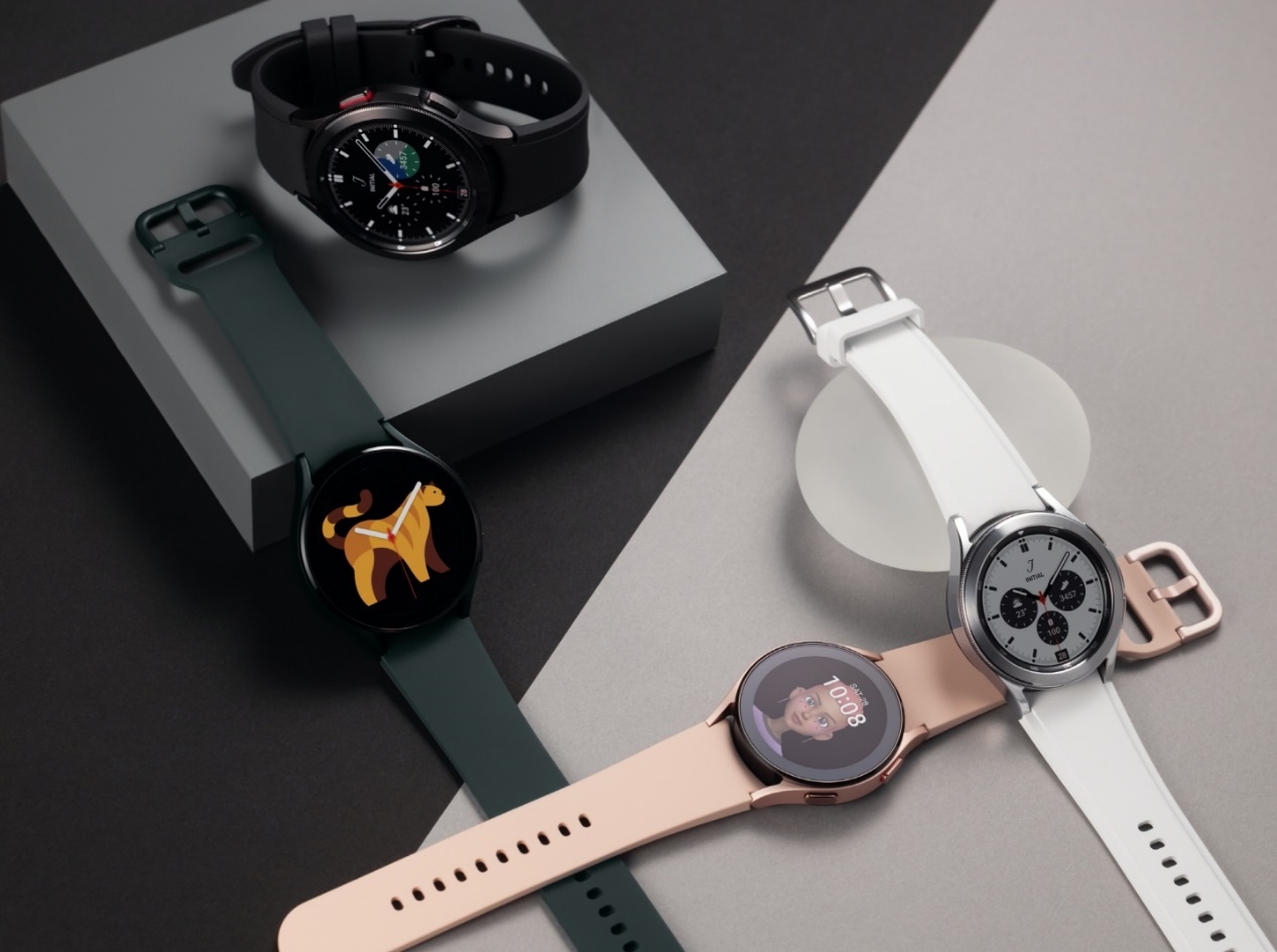 三星 Galaxy Watch4 系列搭载全新 Wear OS 3 作业系统，功能全面升级！同场加映：Galaxy Buds2 也亮相了