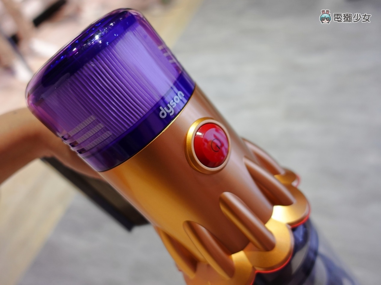 出门｜Dyson V12 Detect Slim 手持吸尘器正式登台！雷射侦测、声学感应及灰尘分类统计 三大功能有感升级！