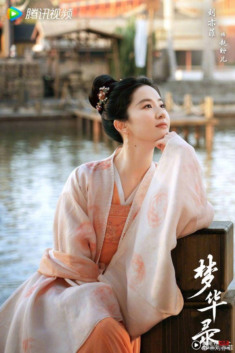 古装剧10位“仪态天花板”气质美人！白鹿现代感重？热巴大方优雅，而她真是天选古代人 娱乐 图11张