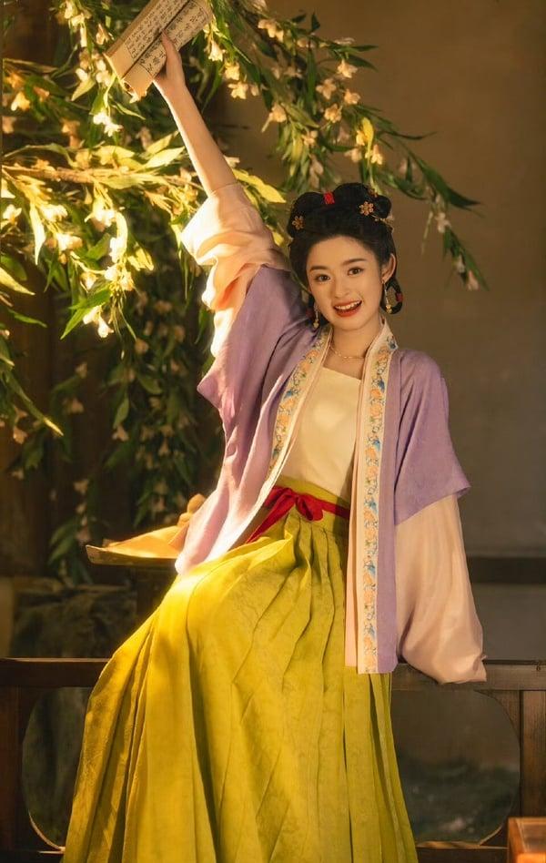 Netflix《五福临门》演员介绍：卢昱晓古装美翻，王星越和《墨雨云间》阵容再合作！ 娱乐 图12张