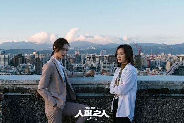 近年Line破9分中国台湾电视剧TOP10！《化外之医》9.7《死了一个娱乐女记者之后》9.8，冠军是这部 娱乐 图1张