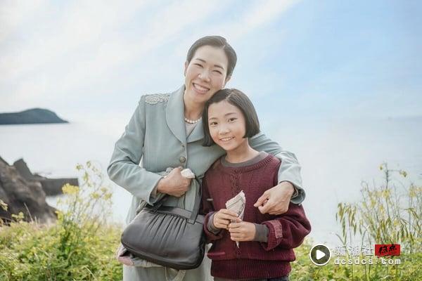 IU、廉惠兰对手戏仅两场！《苦尽柑来遇见你》合作秘辛公开，IU泪洒片场是为了“她”？ 娱乐 图4张