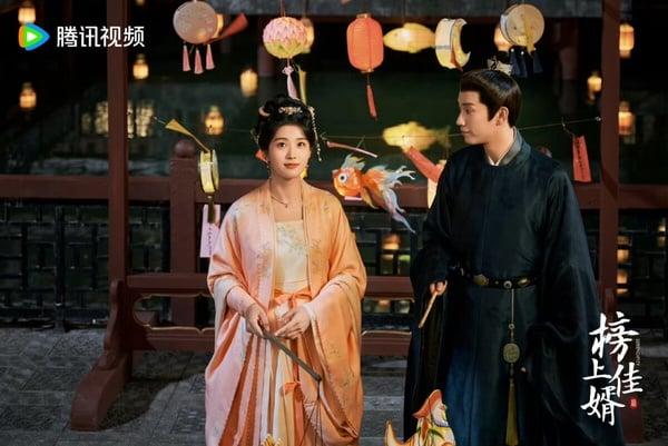 《韶华若锦》开播好评！宋威龙&包上恩互动高甜、剧情轻鬆下饭，口碑胜过《榜上佳婿》 娱乐 图10张