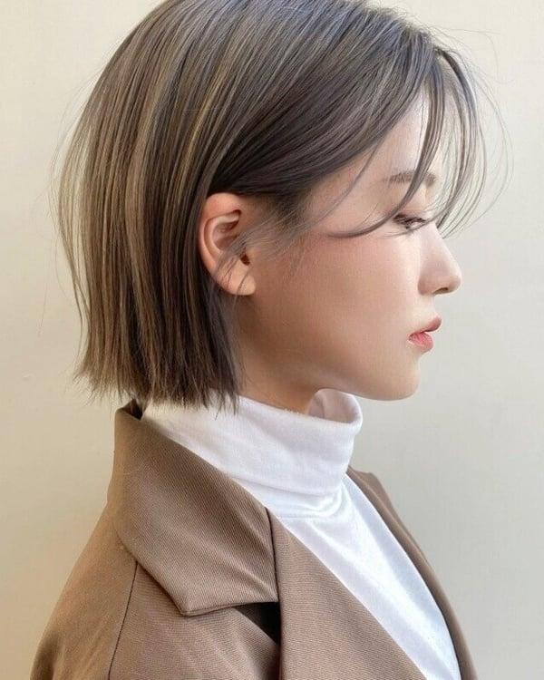 「鲍伯头」短髮範本12款：羽毛剪鲍伯、空气感内弯鲍伯修饰脸型，加码居家整理技巧 最新 图16张