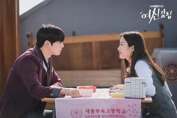 《比天堂还美丽》不如预期？8部「错过可惜」Netflix必追浪漫喜剧，这2部一面倒零负评 娱乐 图8张