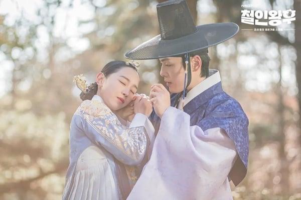 《比天堂还美丽》不如预期？8部「错过可惜」Netflix必追浪漫喜剧，这2部一面倒零负评 娱乐 图12张
