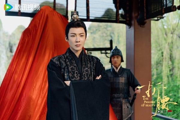 古装剧《折腰》魏劭6个魅力点！高挑挺拔的乱世枭雄，霸道但宠妻，第6点证明他超爱小乔 娱乐 图5张