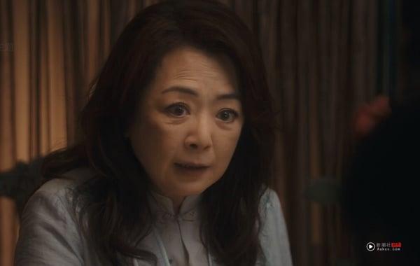 Netflix《忘了我记得》结局6彩蛋解析！乐爸相亲对象有玄机，谢盈萱婚礼出包都是报应？ 娱乐 图2张